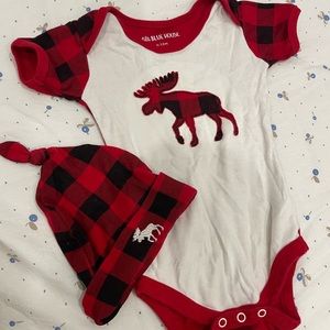6-12m Flannel baby body suits onesies + hat